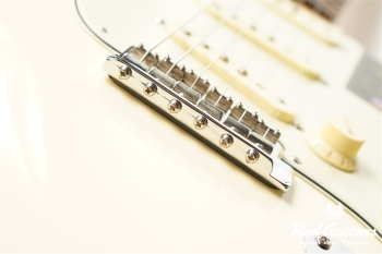 AMERICAN VINTAGE II 1961 STRATOCASTER - Olympic White